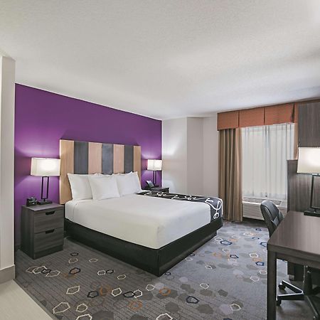 La Quinta By Wyndham Minneapolis Northwest Brooklyn Park Exterior photo