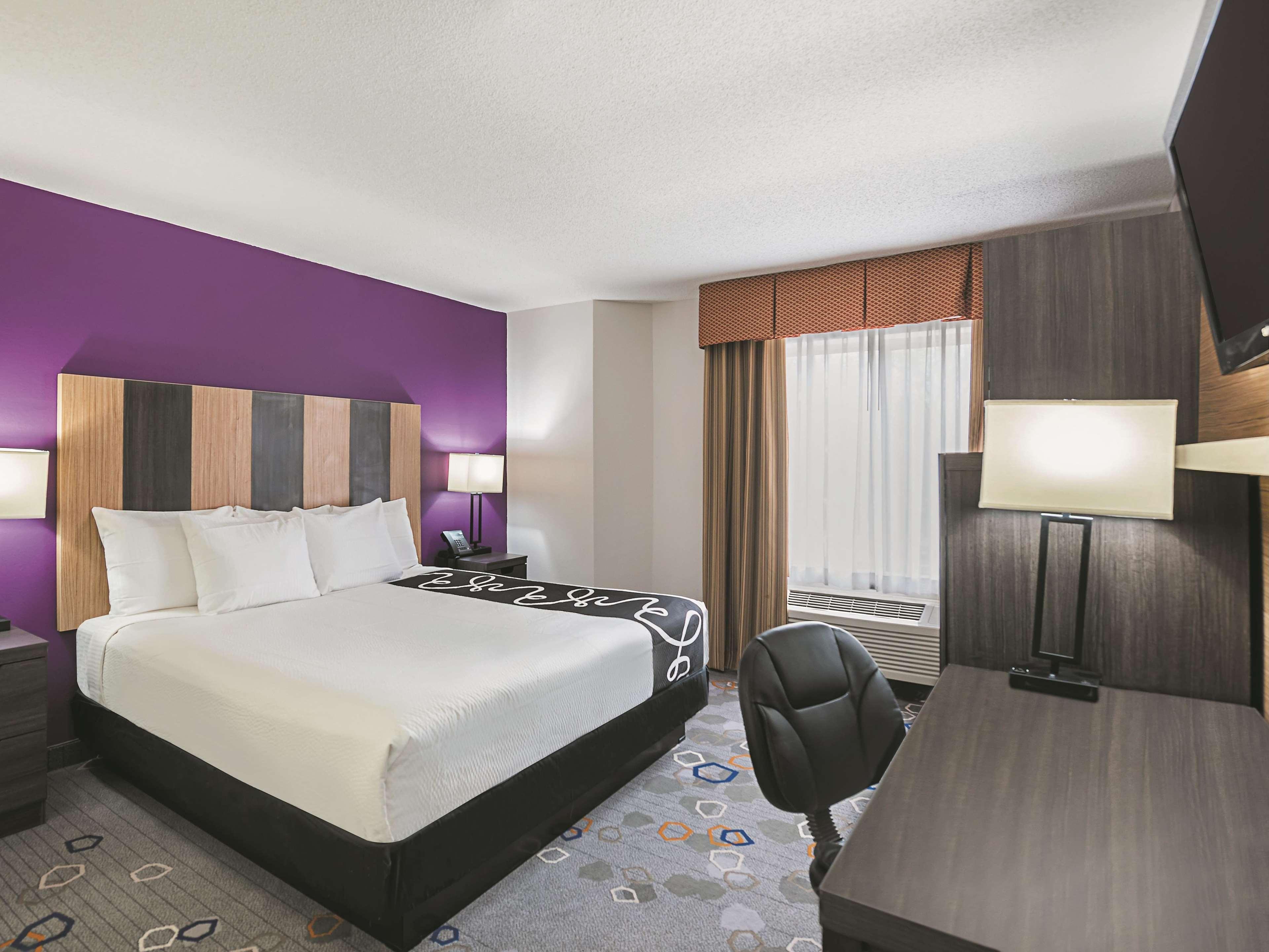 La Quinta By Wyndham Minneapolis Northwest Brooklyn Park Exterior photo