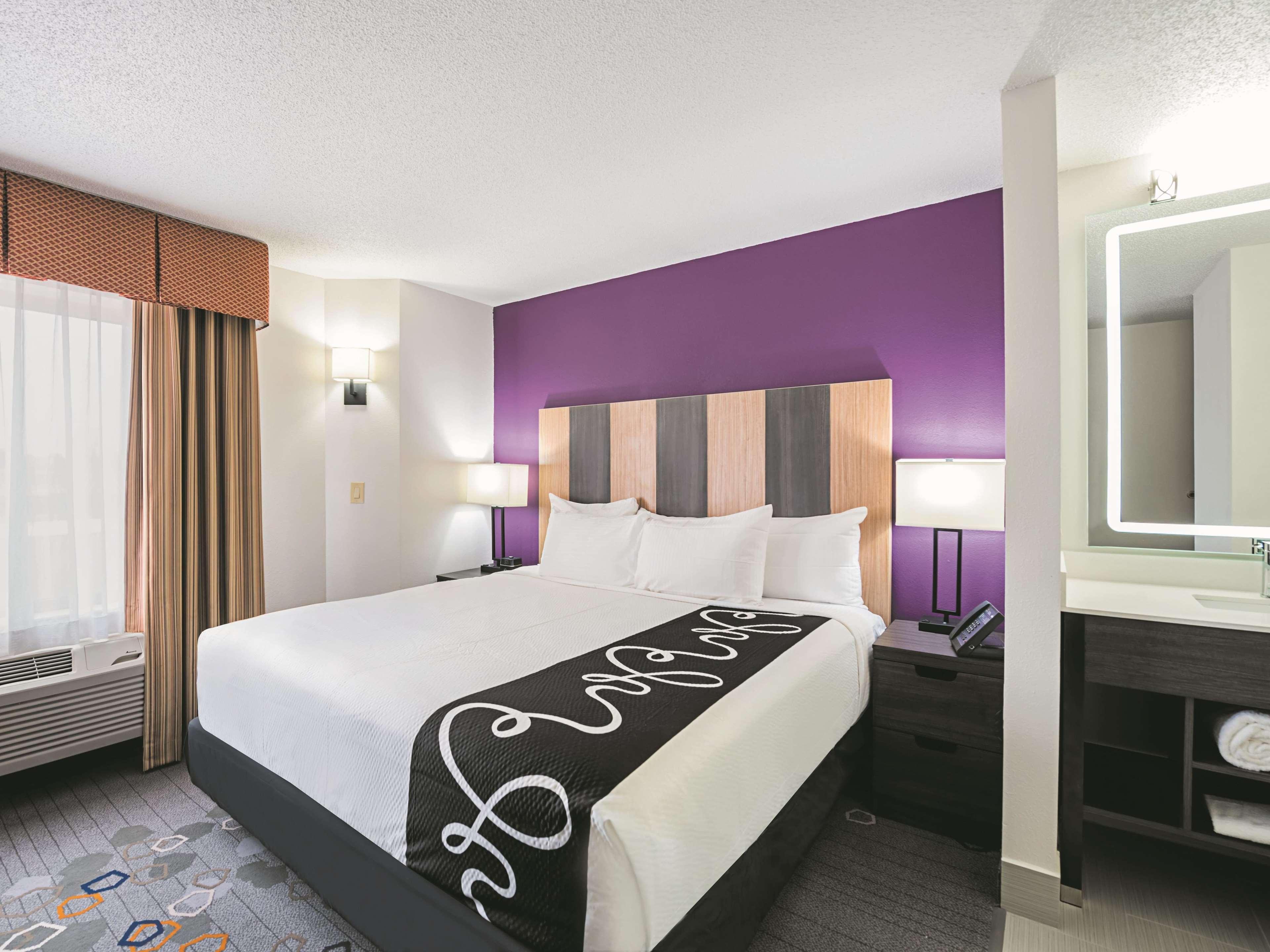 La Quinta By Wyndham Minneapolis Northwest Brooklyn Park Exterior photo