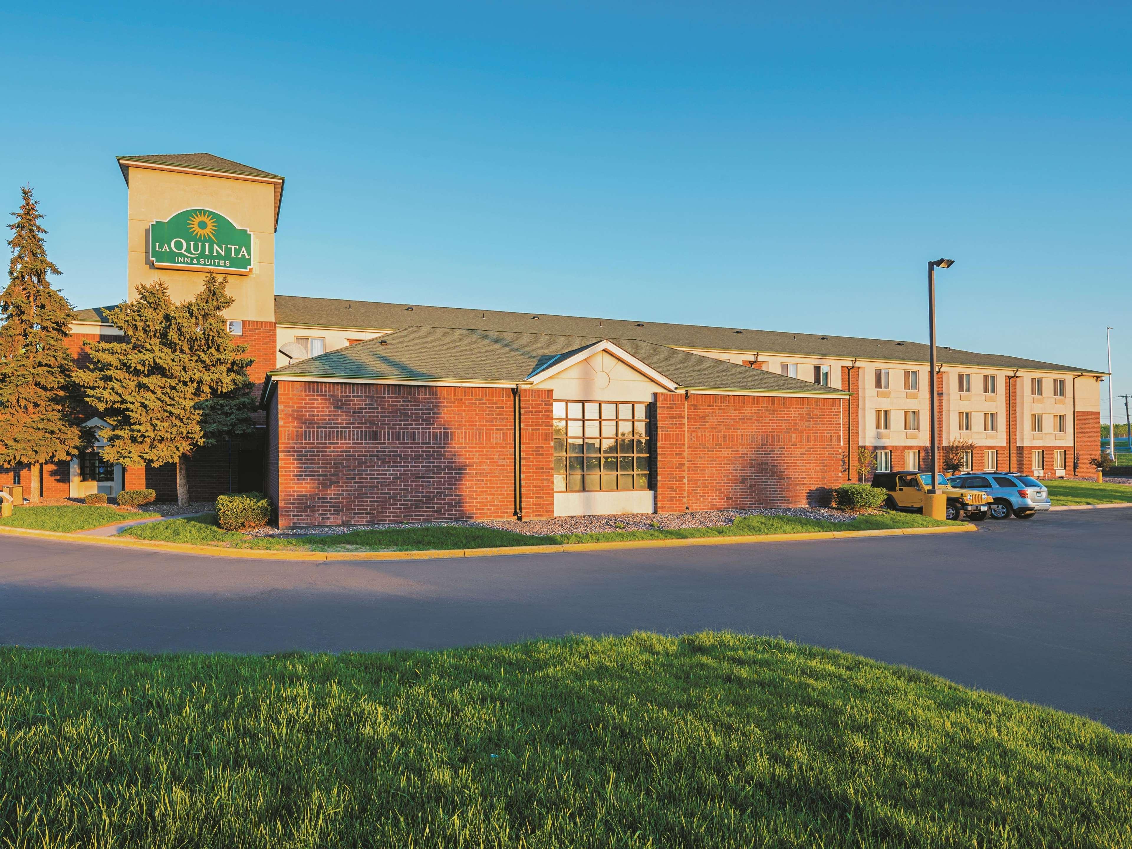 La Quinta By Wyndham Minneapolis Northwest Brooklyn Park Exterior photo